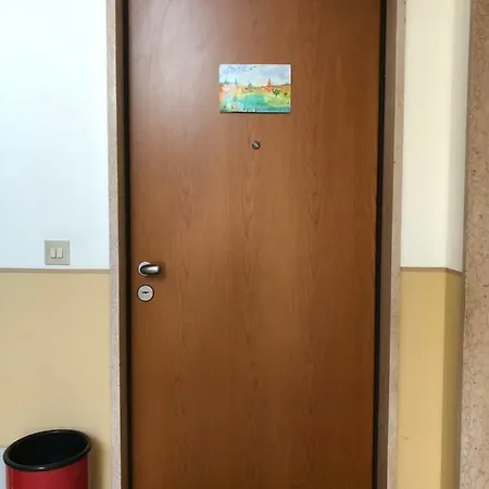Casa Lago Gerundo アパート クレモナ